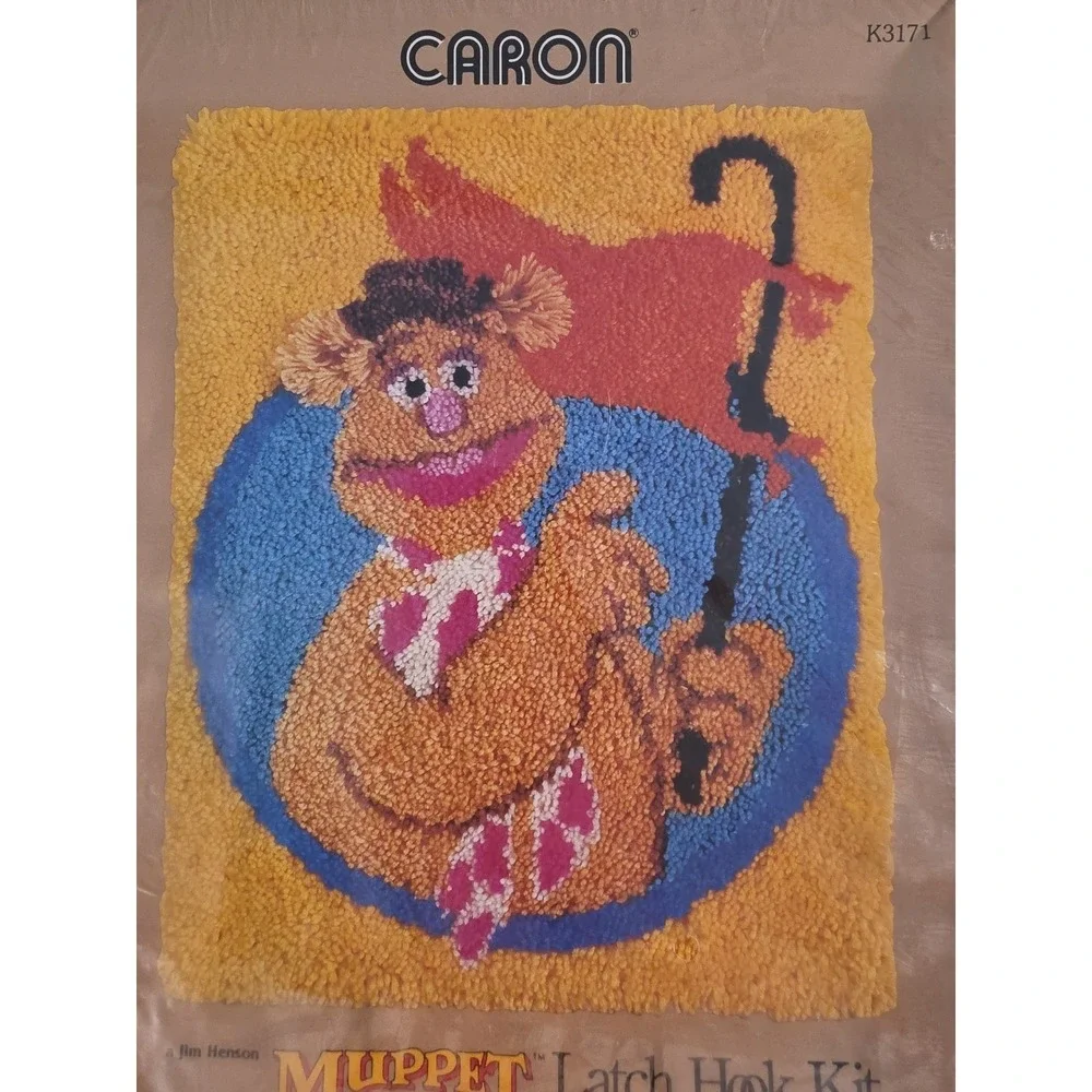 Vintage The Muppets Show Fozzie Bear Latch Hook Carpet Framed Wall Hanging 20x27